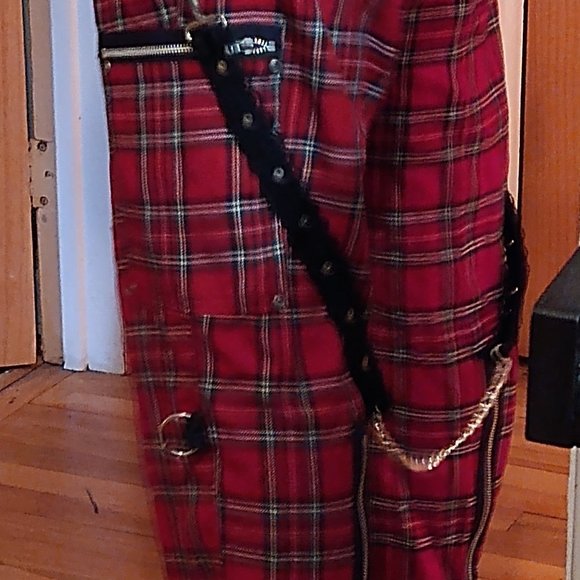 DogPile red tartan pants bondage - Picture 3 of 10